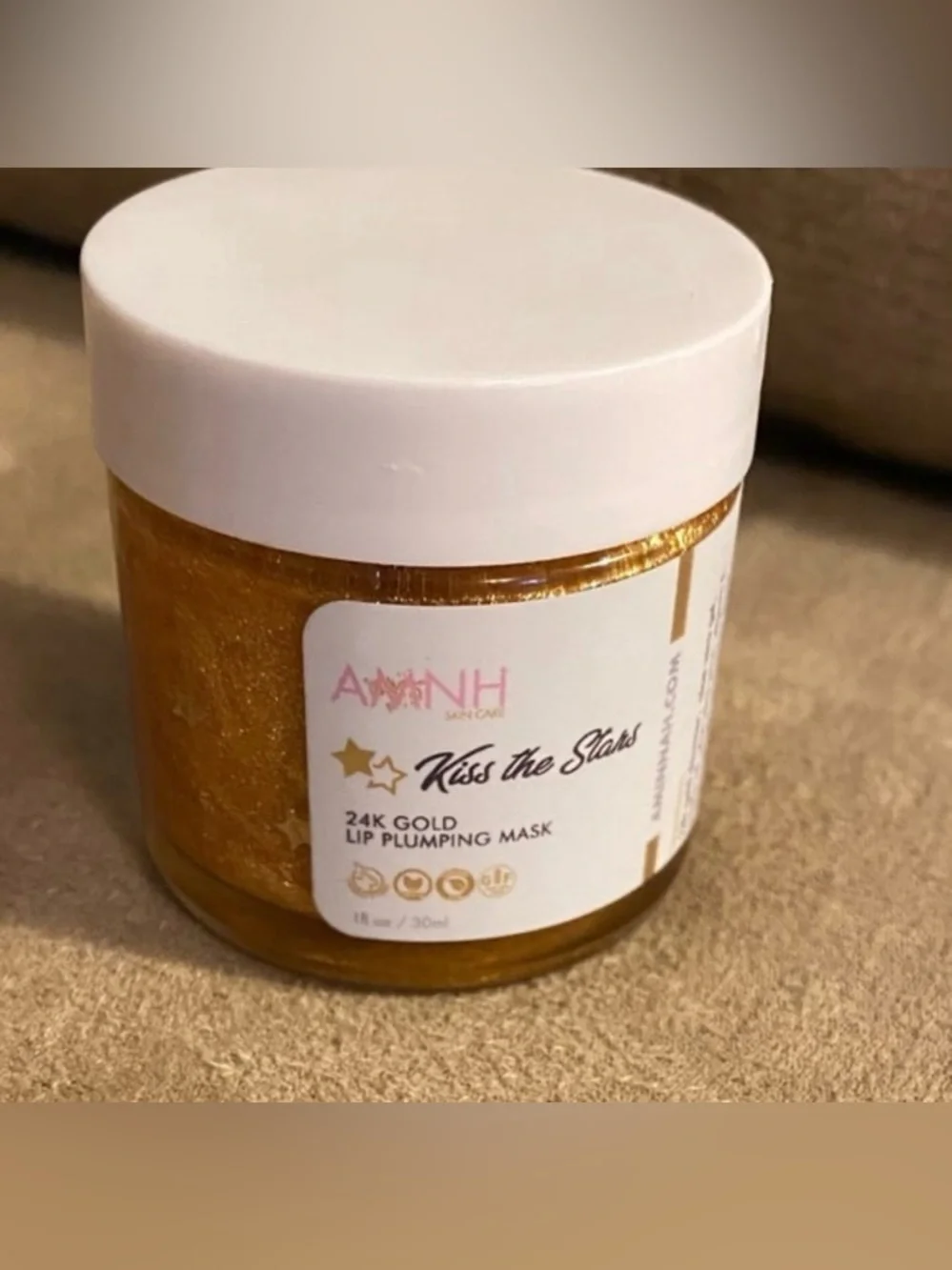 24K Gold Lip Plumping Mask Kiss The Stars AMNH | Hydrating Shimmer Lip Treatment